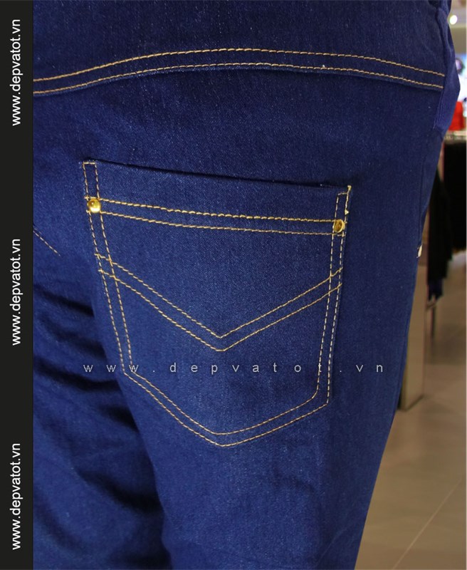 quan jeans bau ngay nang dong